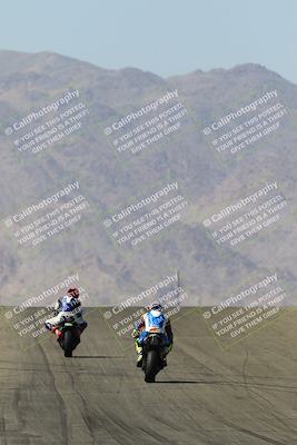 media/Mar-28-2022-Superbike Trackdays (Mon) [[b8603d0f67]]/Open Track Time/Turns 9 and 10/